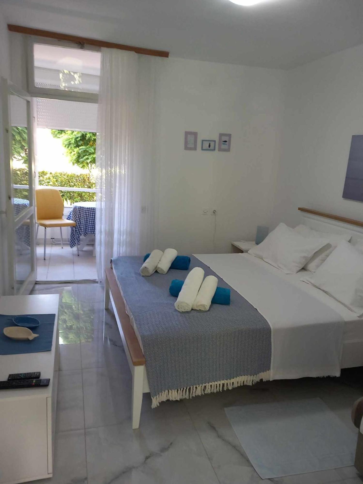 Studio Apartman Marija Petrcane Εξωτερικό φωτογραφία