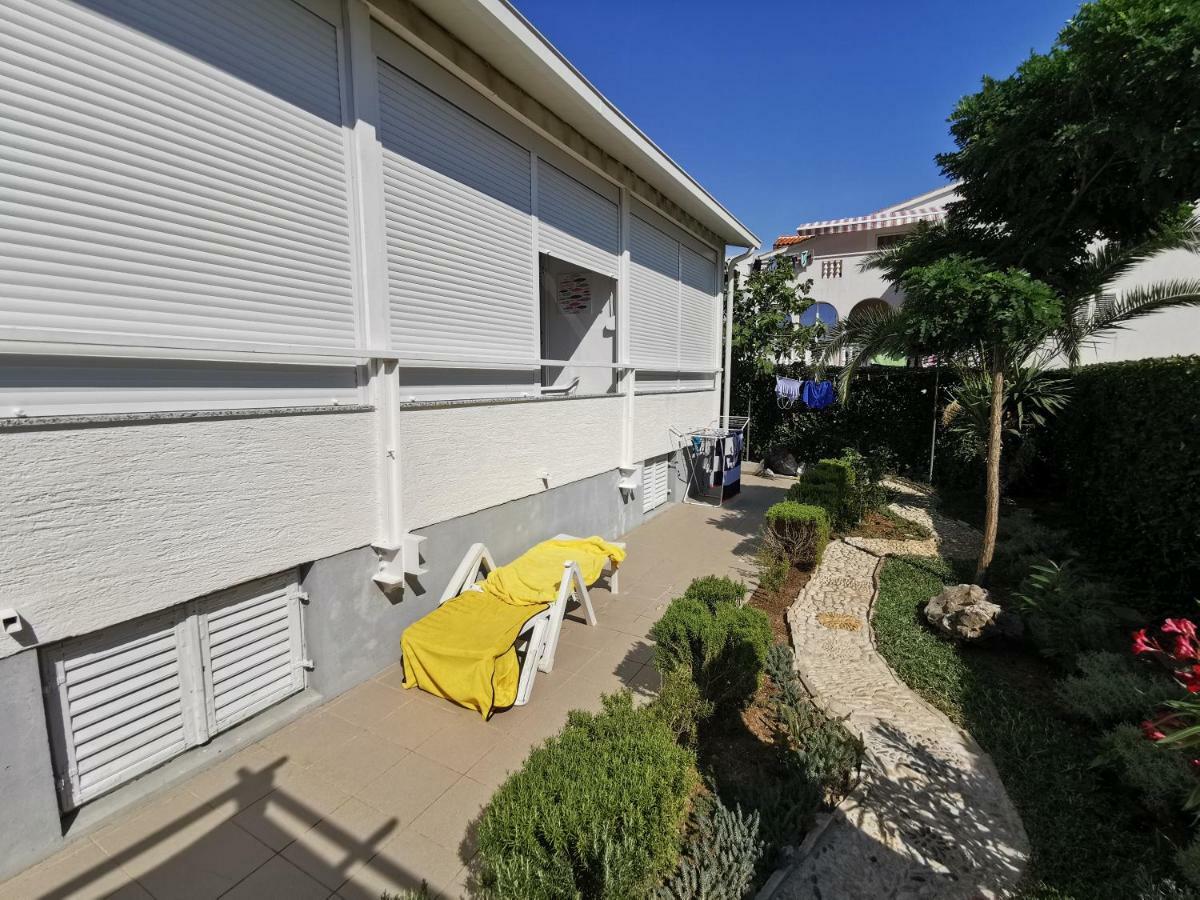 Studio Apartman Marija Petrcane Εξωτερικό φωτογραφία